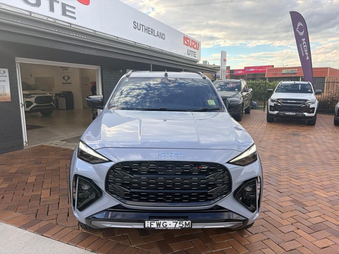 2025 Isuzu MU-X X-TERRAIN