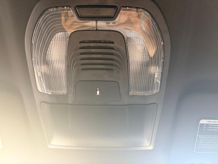 2025 Isuzu MU-X X-TERRAIN