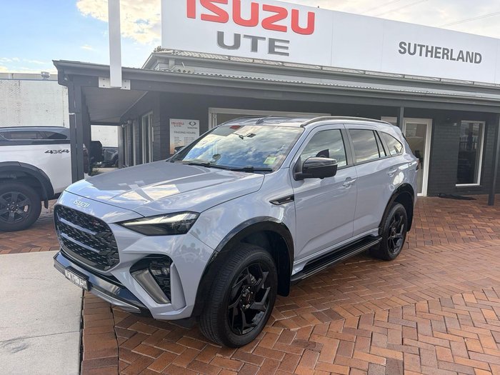 2025 Isuzu MU-X X-TERRAIN