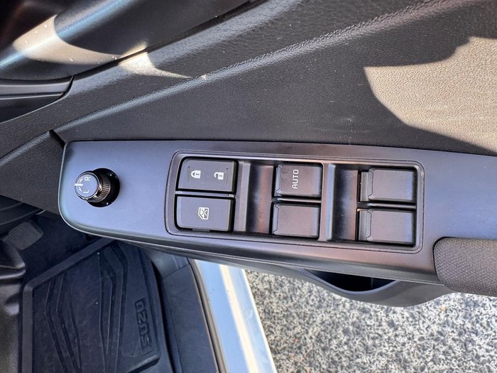 2025 Isuzu D-MAX SX High Ride