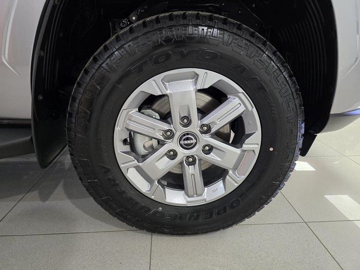 2026 Nissan Navara ST