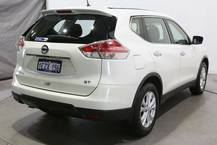 2016 Nissan X-TRAIL ST