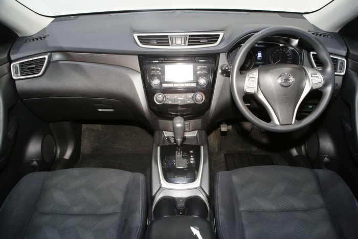 2016 Nissan X-TRAIL ST