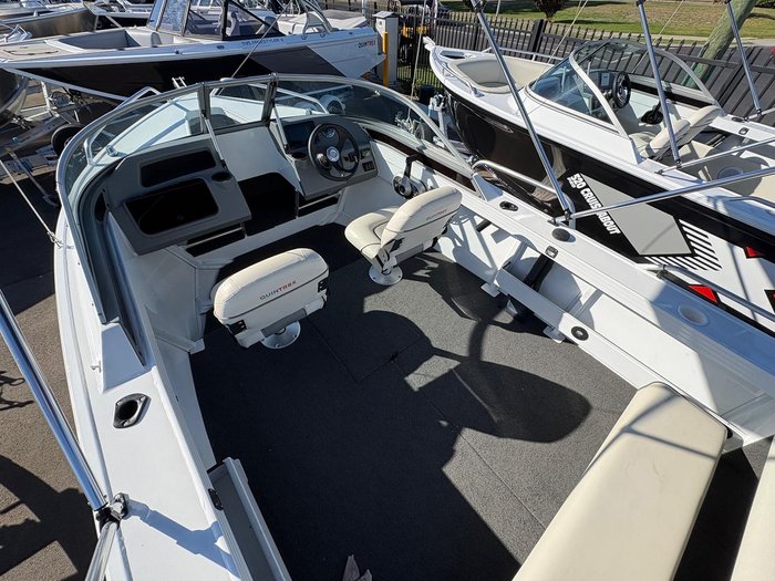 2025 QUINTREX 481 Fishabout