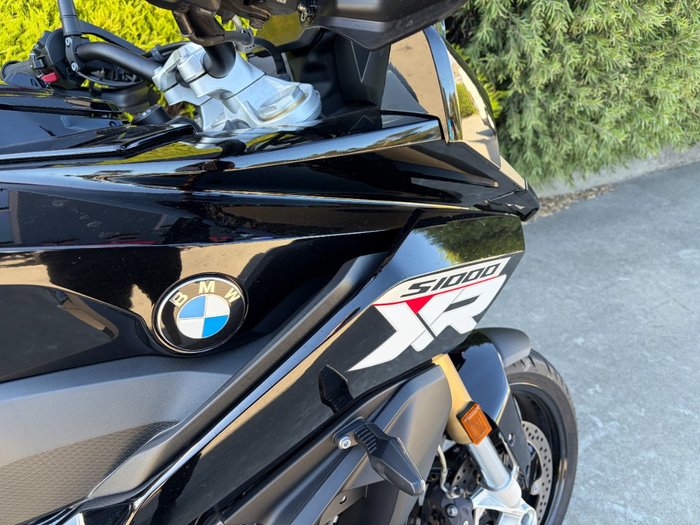 2025 BMW Motorrad S 1000 XR Black