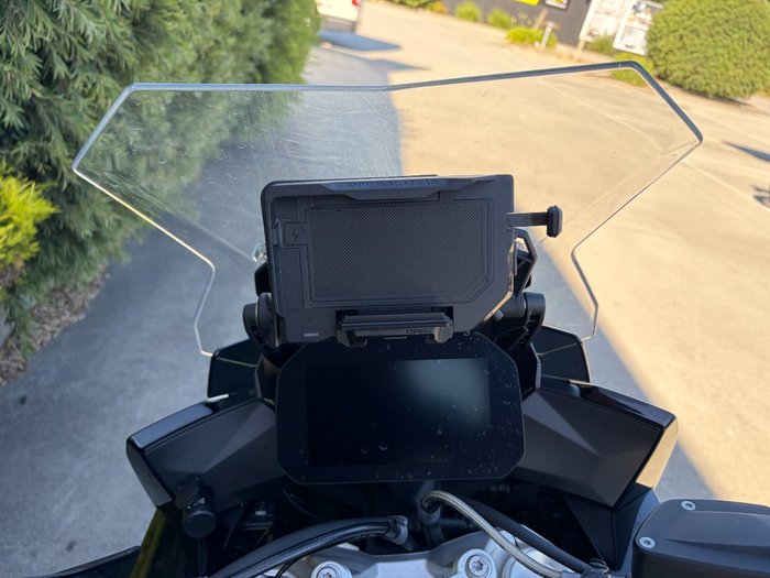 2025 BMW Motorrad S 1000 XR Black