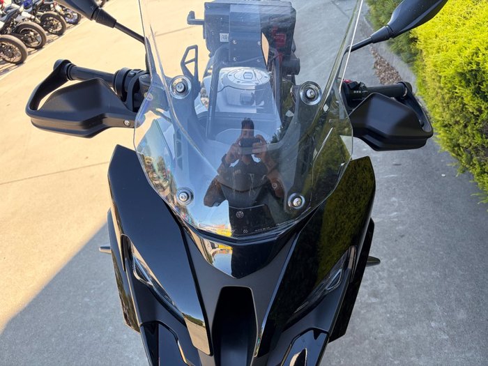 2025 BMW Motorrad S 1000 XR Black