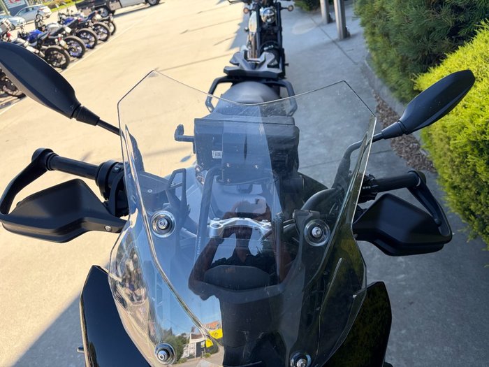 2025 BMW Motorrad S 1000 XR Black