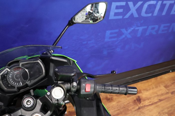 2021 Kawasaki NINJA 400 KRT Green