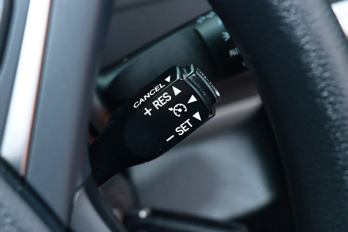 2016 Toyota Camry Altise