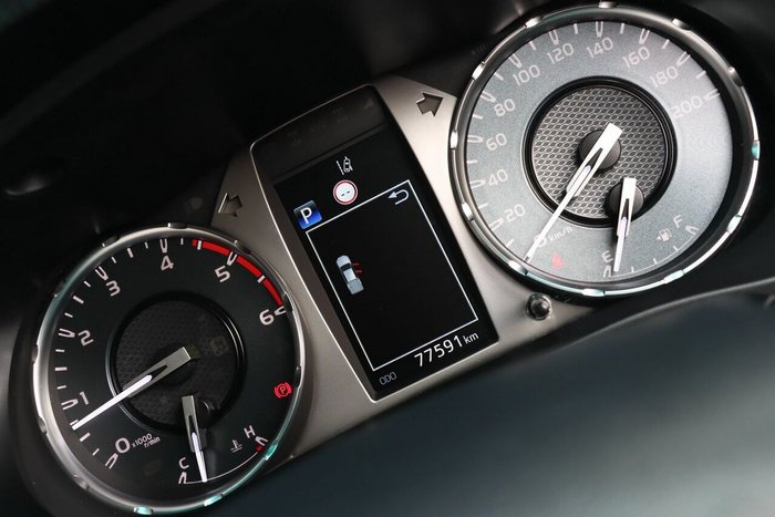 2021 Toyota Hilux SR5