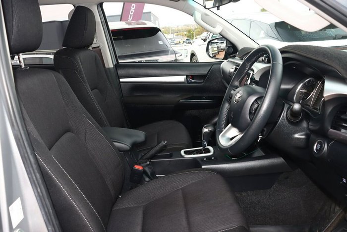 2021 Toyota Hilux SR5