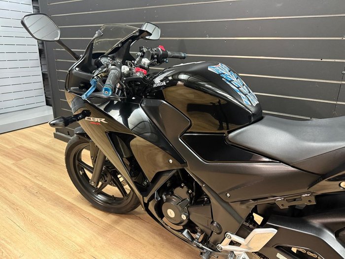2016 Honda CBR300R Black