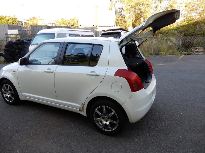 2008 Suzuki Swift RS415 Pearl White