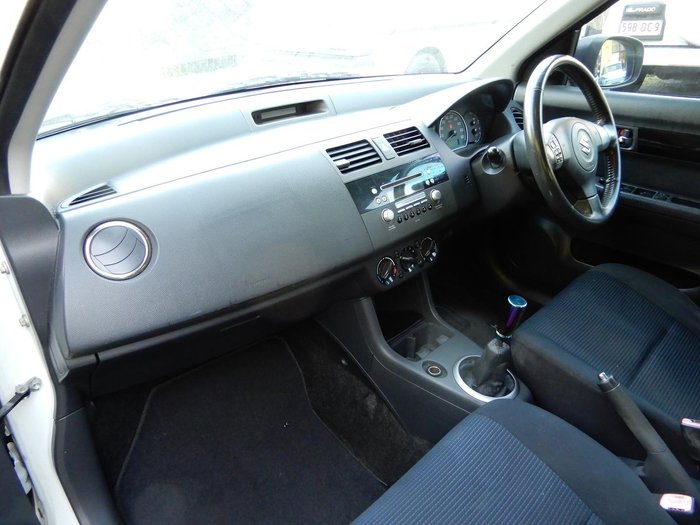 2008 Suzuki Swift RS415 Pearl White