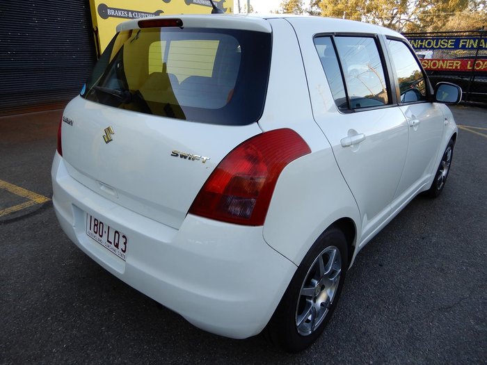 2008 Suzuki Swift RS415 Pearl White