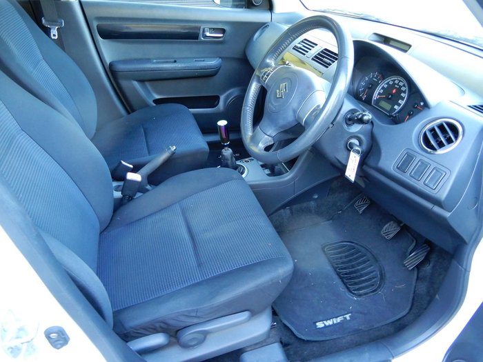 2008 Suzuki Swift RS415 Pearl White