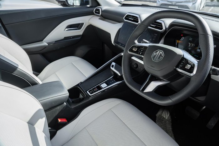 2025 MG ZS Essence Hybrid+