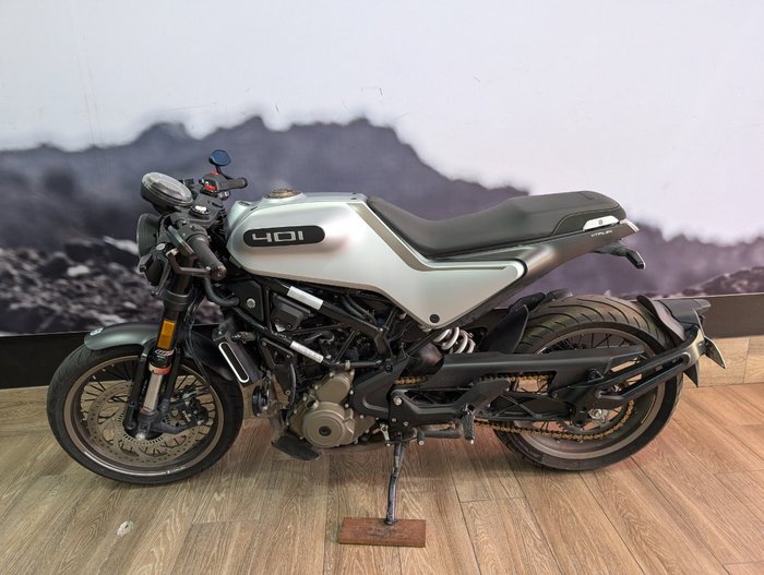 2021 HUSQVARNA VITPILEN 401 GREY