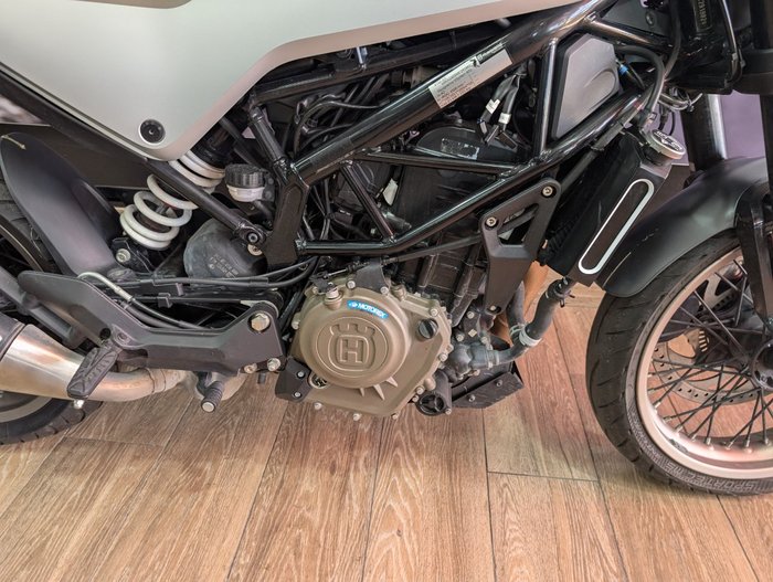 2021 HUSQVARNA VITPILEN 401 GREY