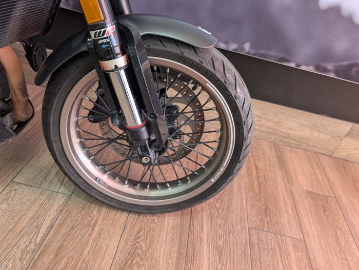 2021 HUSQVARNA VITPILEN 401 GREY