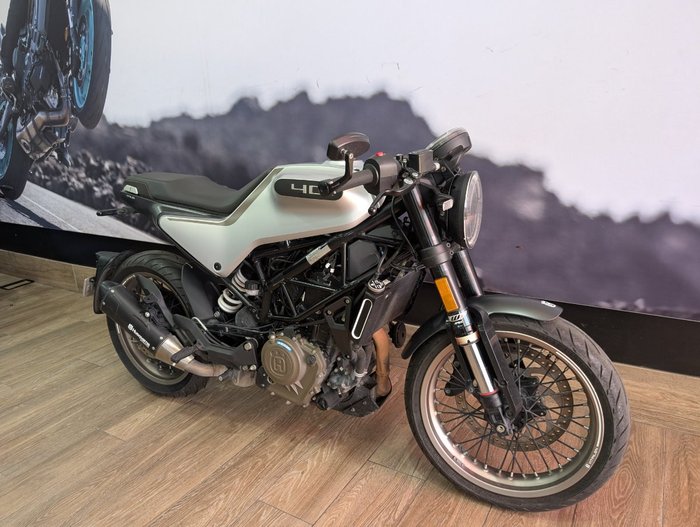 2021 HUSQVARNA VITPILEN 401 GREY