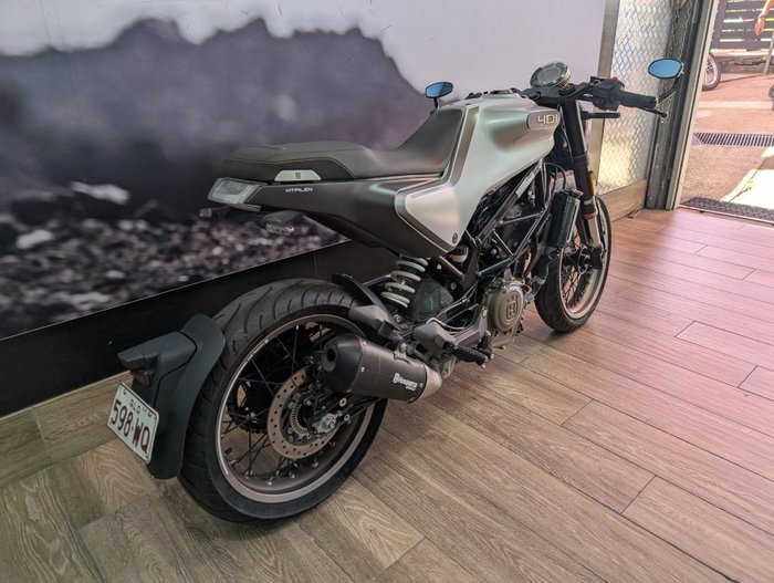 2021 HUSQVARNA VITPILEN 401 GREY