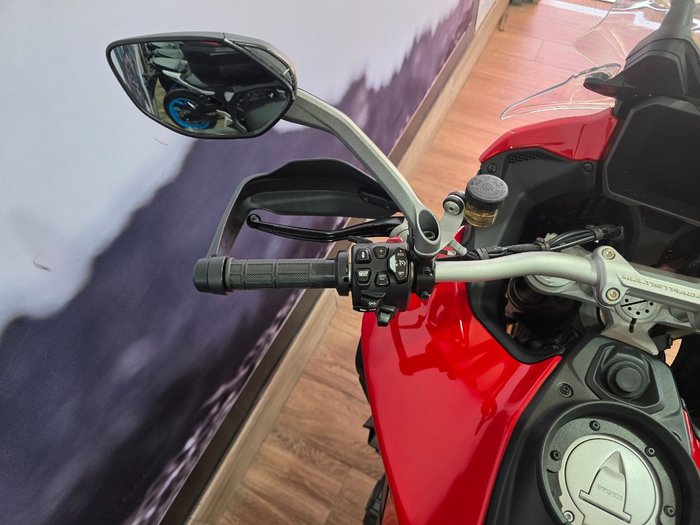 2021 DUCATI MULTISTRADA V4 S RED