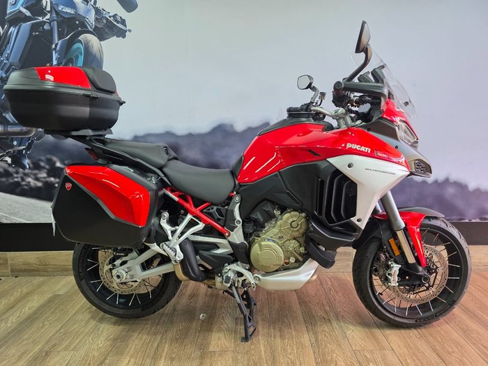 2021 DUCATI MULTISTRADA V4 S RED