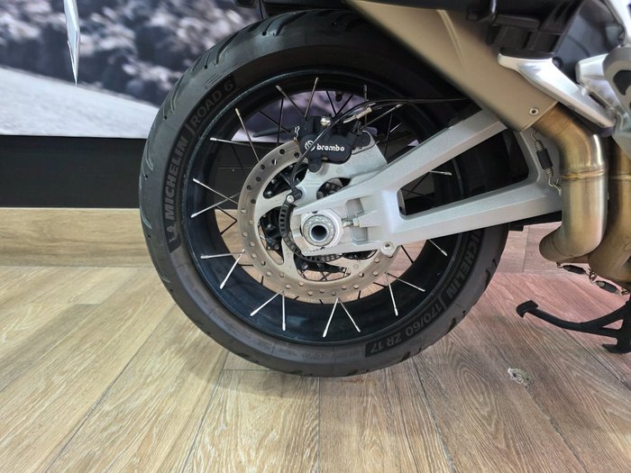 2021 DUCATI MULTISTRADA V4 S RED