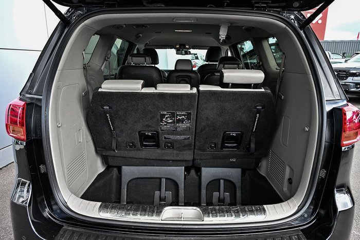 2019 Kia Carnival Platinum