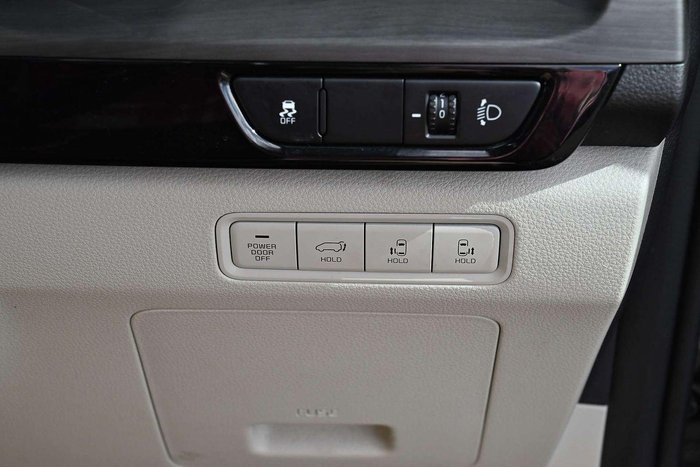 2021 Kia Carnival Platinum