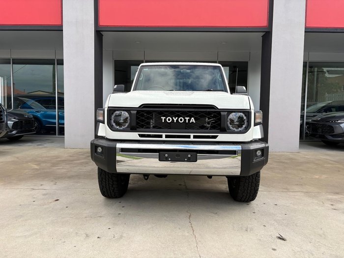 2023 Toyota Landcruiser GXL