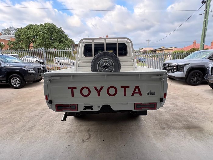 2023 Toyota Landcruiser GXL