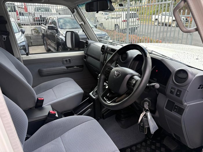 2023 Toyota Landcruiser GXL