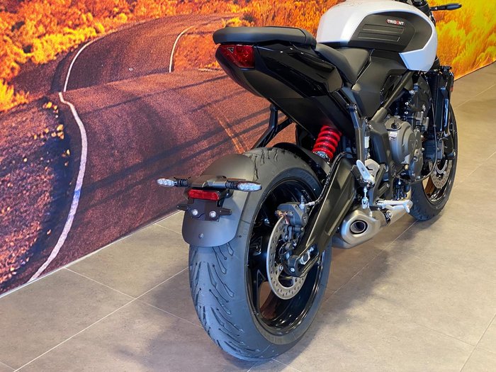 2026 Triumph Trident 660 Trident White