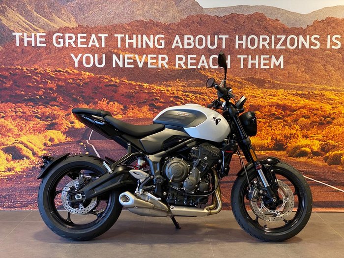 2026 Triumph Trident 660 Trident White