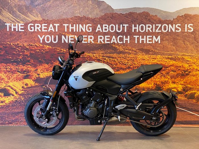 2026 Triumph Trident 660 Trident White