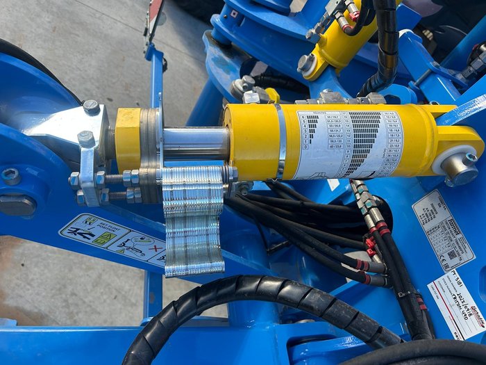 0 FARMET TRITION HEAVY 490PS COMBINED DISC & TYNE CULTIVATOR BLUE