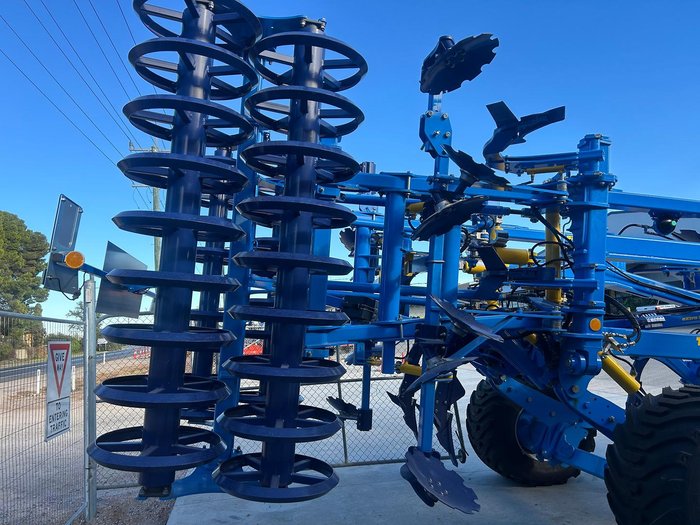 0 FARMET TRITION HEAVY 490PS COMBINED DISC & TYNE CULTIVATOR BLUE