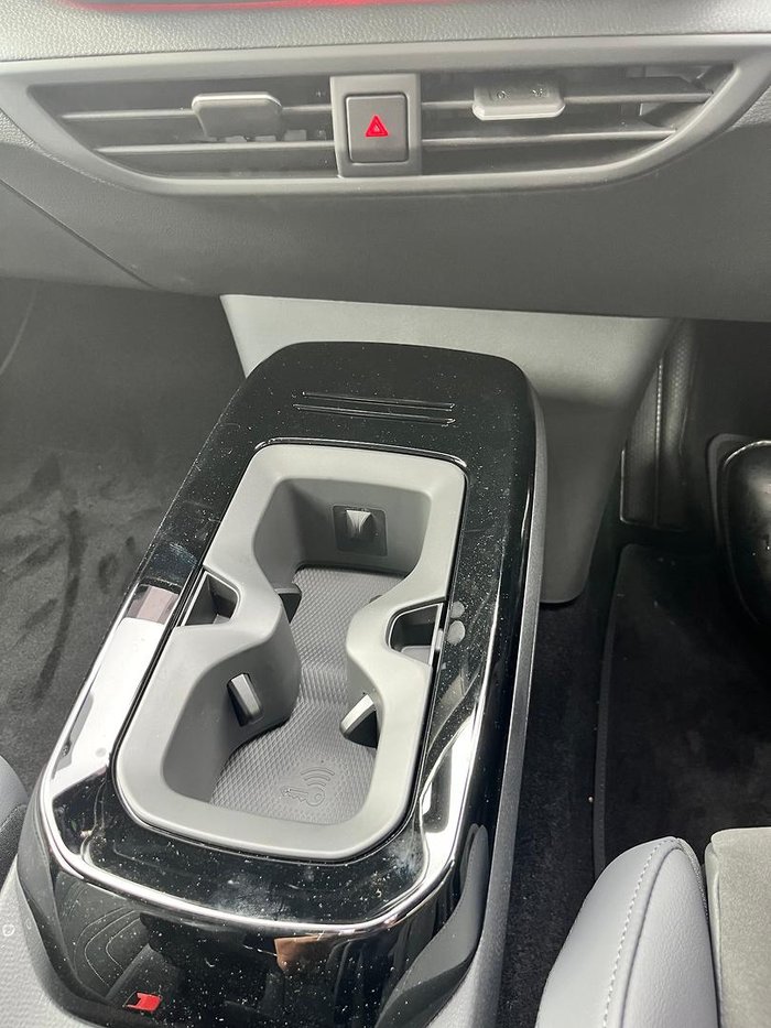 2025 Volkswagen ID.4 Pro