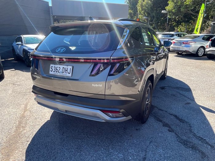 2025 Hyundai Tucson Hybrid