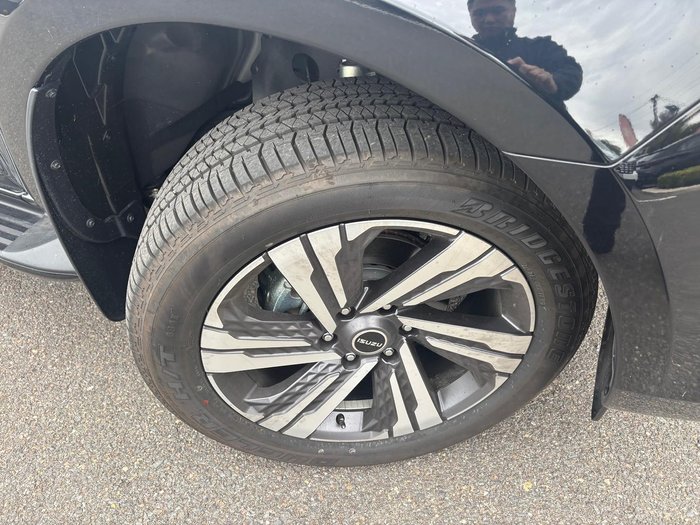 2025 Isuzu MU-X LS-T MY25.5 4X4 Dual Range Basalt Black