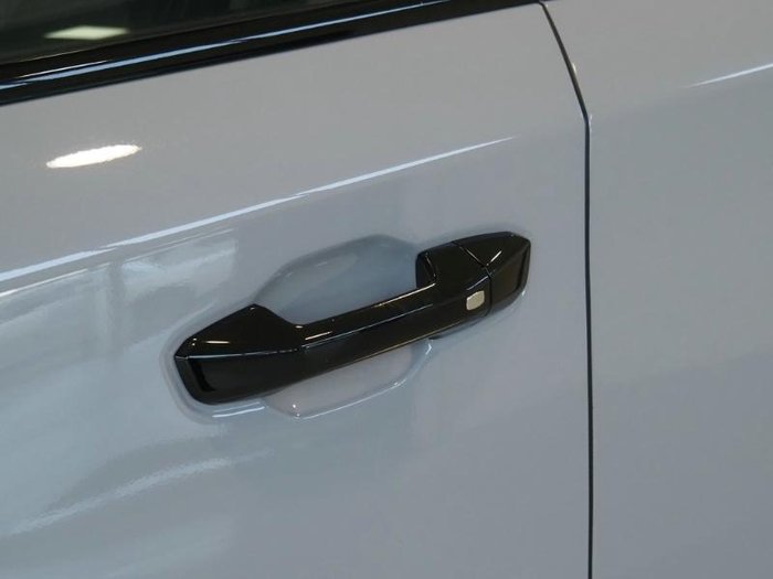 2025 LDV D90 Executive