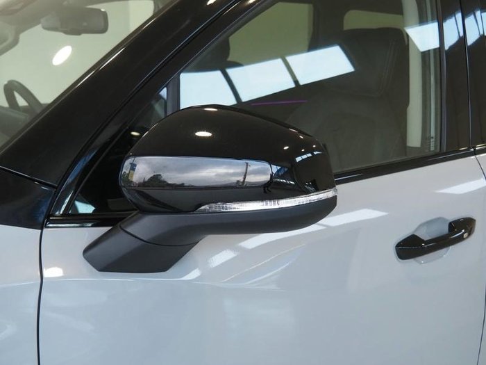 2025 LDV D90 Executive