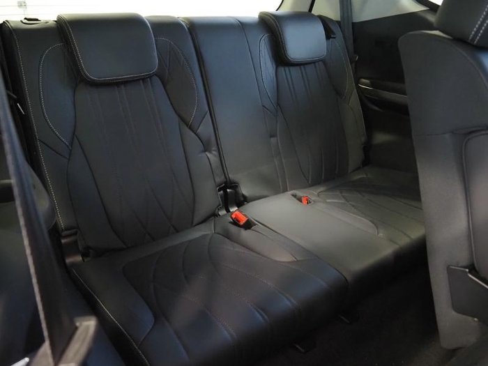 2025 LDV D90 Executive