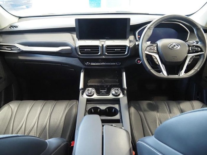 2025 LDV D90 Executive