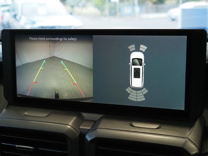 2025 LDV D90 Executive