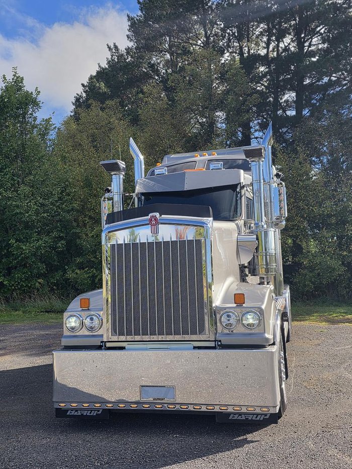 2024 Kenworth T909 Grey