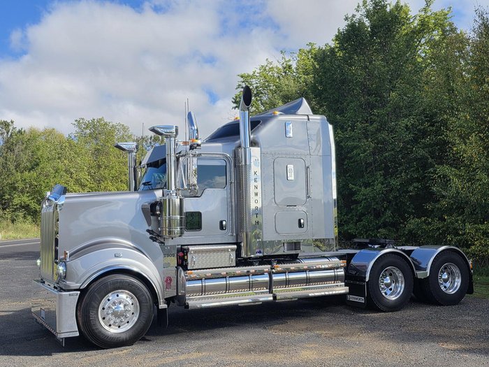 2024 Kenworth T909 Grey